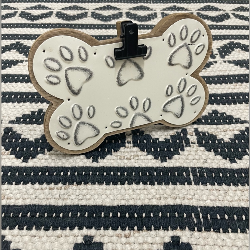 Hobby Lobby Bone-Shaped Dog Photo Holder